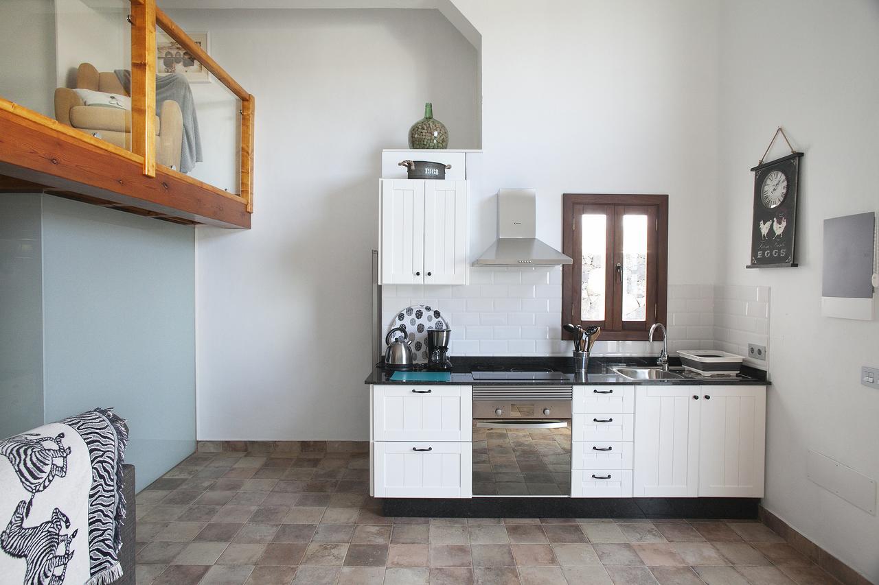 Caserio Leandro IV Tias Exterior photo